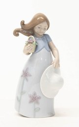 2004 Lladro ' Little Violet' Porcelain Figurine #8043