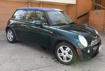 2006 British Racing Green Mini Cooper With Custom Colorado Flag Roof (buyer Must Pay Via Wire Transfer Or ACH)