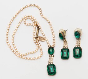 1970s Pididdly Links Victorian Emerald Glass Pendant Necklace And Earrings