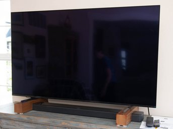 Sony 55' TV With Bose Sound Bar On Custom Wood Stand 2022