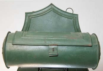 Green Metal Smoking Box