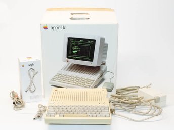 1985 Apple IIc Keyboard In Original Box