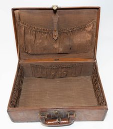 1940s Saks Fifth Avenue Leather Monogrammed Travel Case