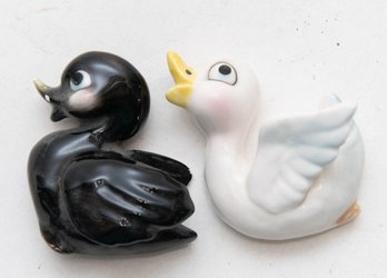 2.5' Vintage Enesco Black And White Swan Porcelain Wall Decor