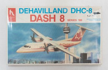 Hobby Craft Dehavilland DHC-8 Dash 8 Series 100 Model Kit 1:72