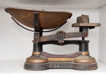 Antique Country Store Scale With Weights