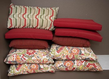 Outdoor Pillows And Cushions