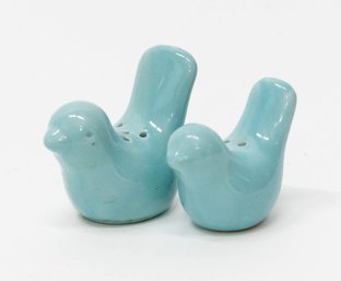 EUC Blue Bird Ceramic Robin Egg Blue Salt And Pepper Shakers