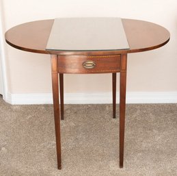 Federal Style Drop Leaf Side Table