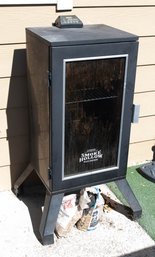 Smoke Hollow Smoker With Weber Cover  (Alternate Pick Up Location In Broomfield)