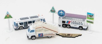 United Airlines Toy Airport Set