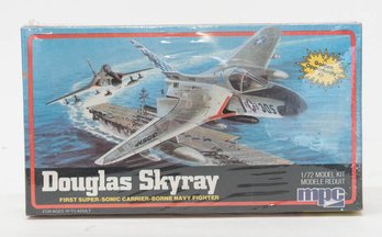 1983 MPC Douglas Skyway Model Kit 1:72 (shrink Wrapped)