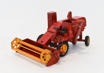 1950s Reuhl Massey Harris Self-propelled Combine 1/20 Scale