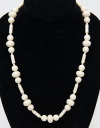 Vintage White Graduated Beaded Necklace