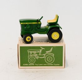 1960s ERTL John Deere 140 Lawn And Garden Tractor With Original Box 1/16 Scale