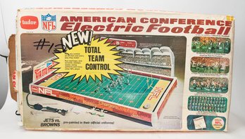 1970s Tudor American Conference Electric Football Game Jets Vs. Brown)