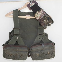 C.C. Filson Co. Seattle Ammo Vest And MossyOak Jersey Gloves L/XL