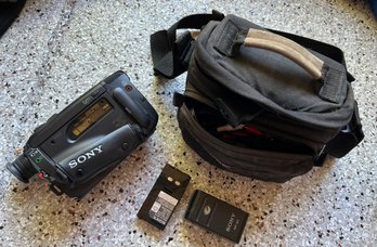 Sony CCD-TR400 VIDEO CAMERA RECORDER NTSC