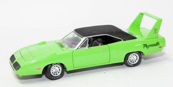 2005 Johnny Lighting Lime Green 1970 Plymouth Superbird 1/24 Scale