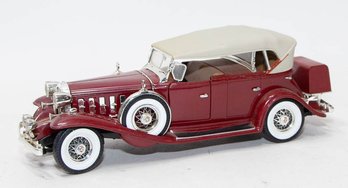 Anson Cherry Red 1932 Cadillac Phaeton V16 1/18 Scale