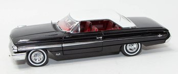 Sun Star Black With White Roof 1964 Ford Galaxie 500 1/18 Scale