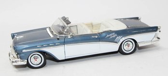 Motor Max Blue And White 1957 Buick Raodmaster 1/18 Scale