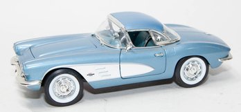 ERTL Light Blue 1961 Chevy Corvette 1/18 Scale With Box