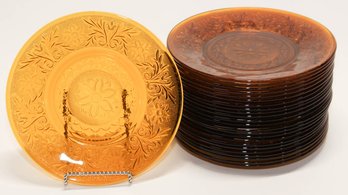 9' Indiana Glass Amber Daisy Tiara Dinner Plates (24)