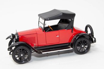 Signature Red And Black 1920 Cleveland Roadster 1/18 Scale