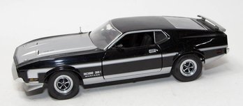 Sun Star Black 1971 Ford Mustang Mach 1 Boss 351 1/18 Scale