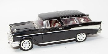 Road Tough Black 1957 Chevy Nomad 1/18 Scale