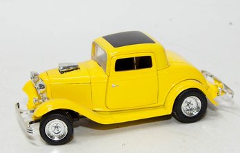 Yellow 1934 Ford Coupe 1/24 Scale