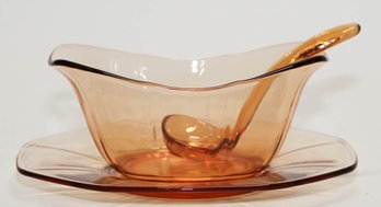 Fostoria Glass Fairfax Amber 3 Pc. Gravy Boat With Spoon