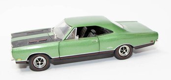 ERTL American Muscle Green 1969 Plymouth GTX Street Machine 1/18 Scale