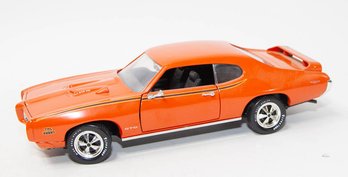 ERTL American Muscle Orange 1969 GTO The Judge 1/18 Scale