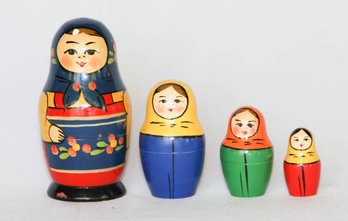5' Vintage Hand Painted Matryoshka Nesting Dolls Set Of 4