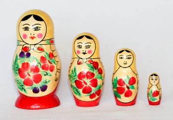 5' Vintage Hand Painted Wooden Russian Nesting Dolls Set Of 4 With Original Sticker