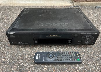 Sony VIDEO CASSETTE RECORDER SLV-775HFwith Remote