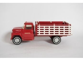 ERTL International Loadster Grain And Livestock Truck 1/16 Scale