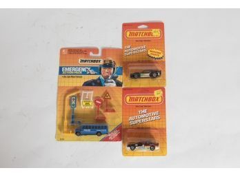 Matchbox Emergency Action Pack And 2 Die Cast Cars