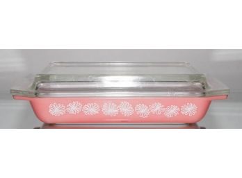 1950s Pyrex  Pink Daisy Space Saver 1.25 Qt. Dish