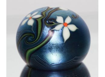 Orient & Flume Art Glass Signed And Dated 1976 Paperweight