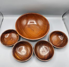 Vintage Wooden Bowl Set