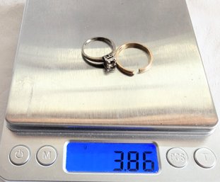 Two 14 Kt Gold Rings Gram Weigh 3.86