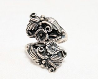 Astonishing Vintage Navajo Sterling Silver Ring