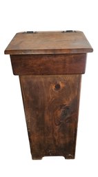 Rustic Vintage Farmhouse Trashcan With Hinged Lid