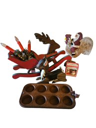 Christmas Lot With Wooden Sleigh