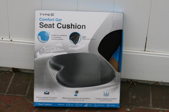 (#16)  TypeS Comfort Gel Seat Cushion  NEW