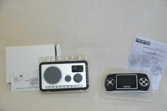 102JS) Digital Tune Radio AND Advanced Game Player