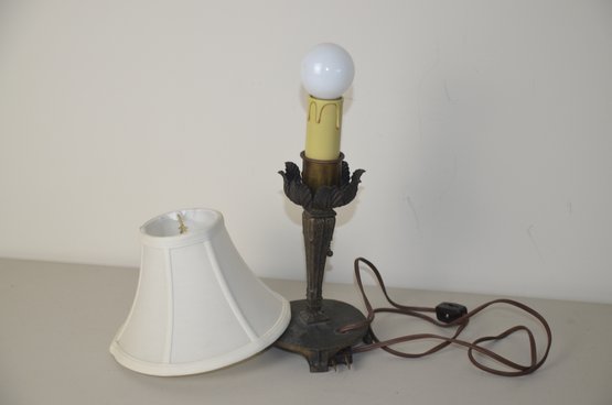 (#60) Vintage Metal Desk Lamp With Shade 13'H